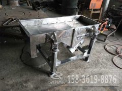 <b>不銹鋼直線篩憑什么比普通碳鋼直線篩貴？</b>